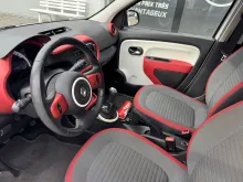 Renault Twingo 1.0L Essence man5. 01/2015 et 121.850 kms 