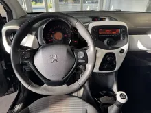 Peugeot 108 Top 1,2L essence 82 CV Man.5 