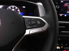 VOLKSWAGEN T-ROC Life 1.5L TSi 150 CV BOITE AU DSG7 11/2025 DE DIRECTION +/- 3.000 KMS 