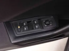 VOLKSWAGEN T-ROC Life 1.5L TSi 150 CV BOITE AU DSG7 11/2025 DE DIRECTION +/- 3.000 KMS 