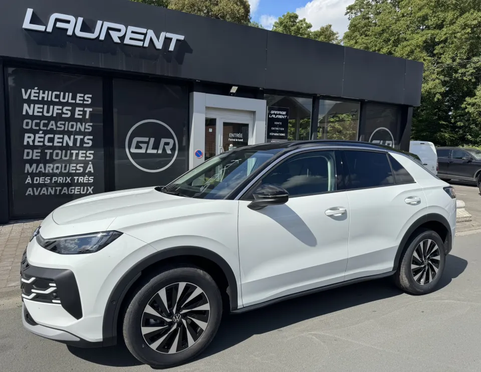 NEW T-ROC 2026 DE DIRECTION DISPONIBLE 01/10/2026 ET +/- 4.000 KMS ! 